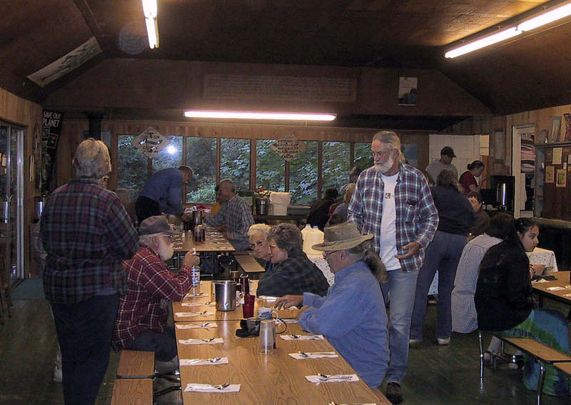 DiningHall_edited