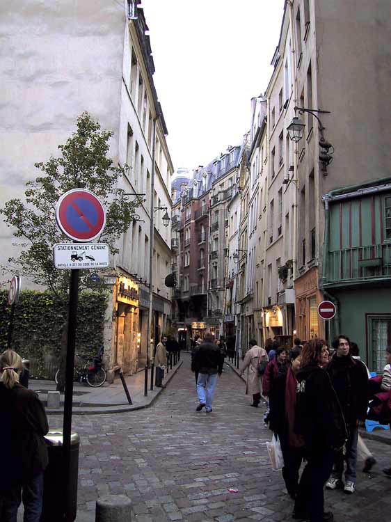 Rue_Galande-Pays_du_Poche-LatinQrtr